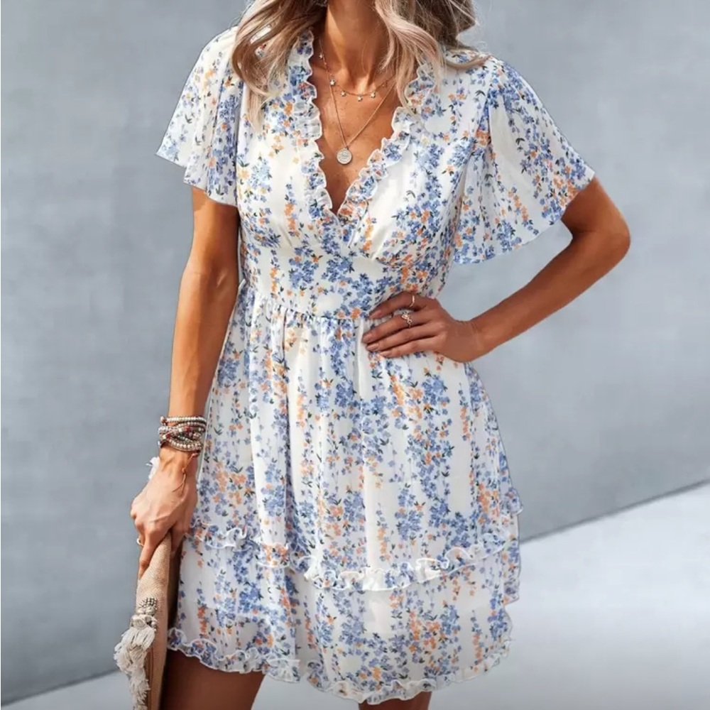Ditsy Floral Print Lettuce Trim dress